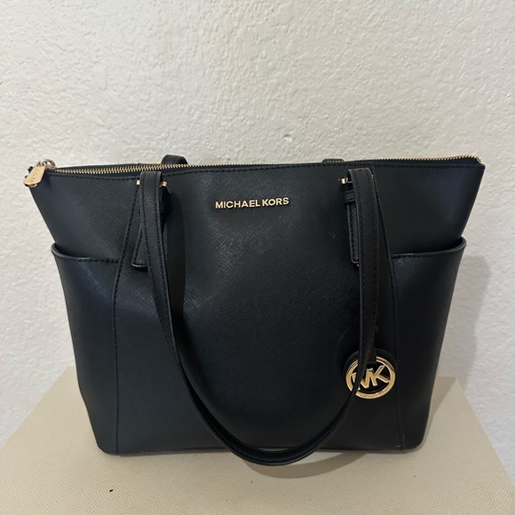 MICHAEL Michael Kors Jet Set East West Top Zip Tote - Picture 3 of 5